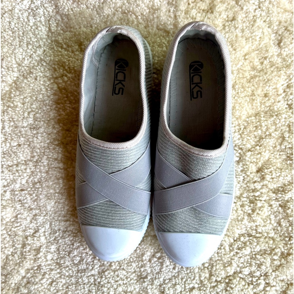 Kick Brand Camila slip on ladies shoes.            Color:Gray / size 7 runs Sml